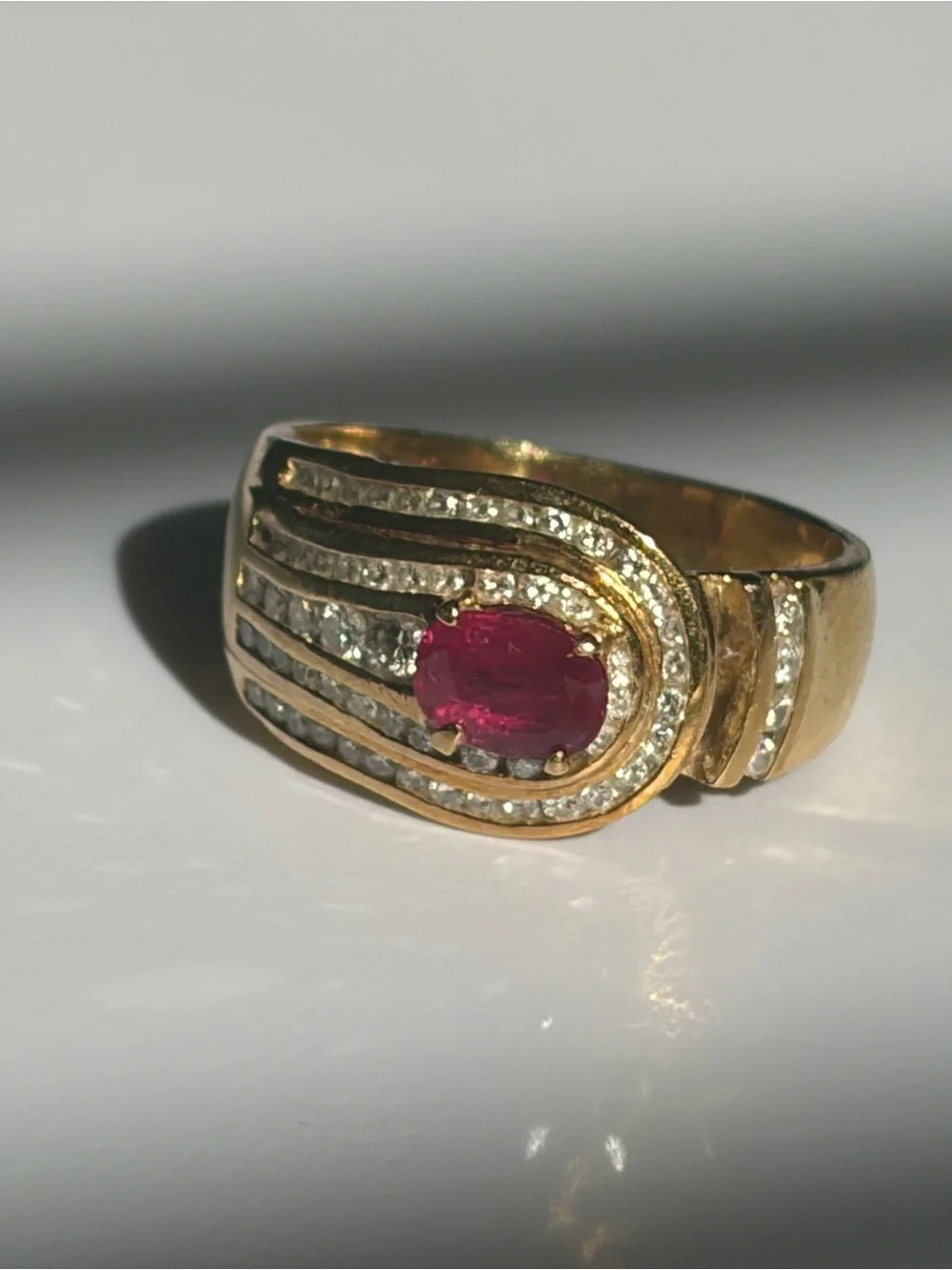 Vintage 18K Gold Ruby Diamond Ring | 8.26  Grams | Estate Jewelry  7